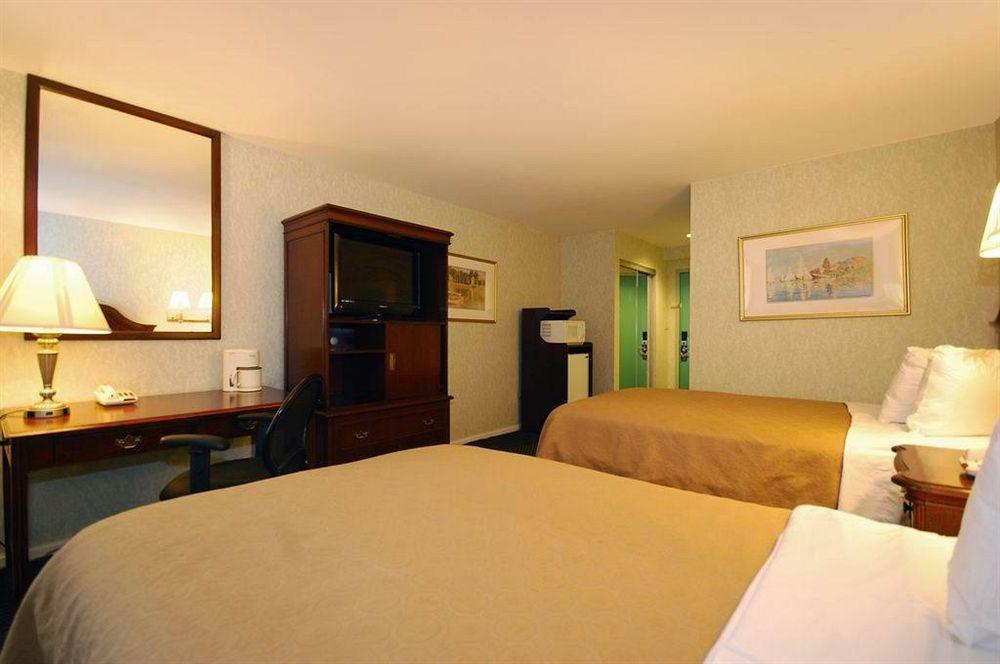 Best Western Atlantic City Hotel Room photo